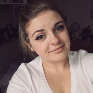 Meet your Posher, Skyler